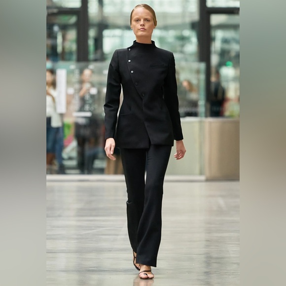 Coperni Charcoal Women's Asymmetrical Fitted Blazer - Picture 12 of 12